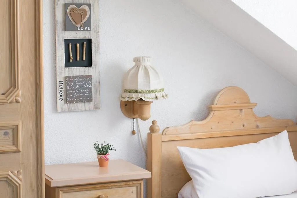 Noahs Arche Pension Pottenstein Guest house